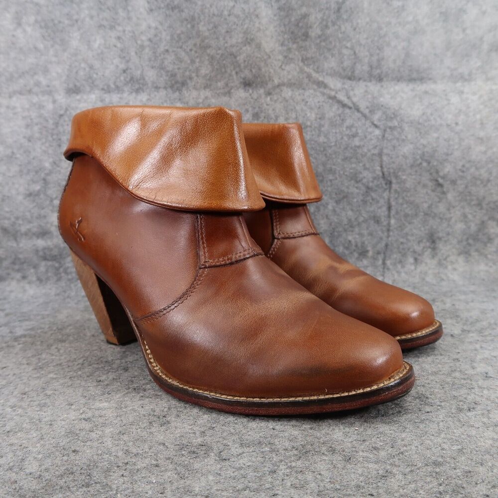 J Shoes Womens 9 Bootie Fashion Leather Fold Over Block Heel Saloon Zip Brown
